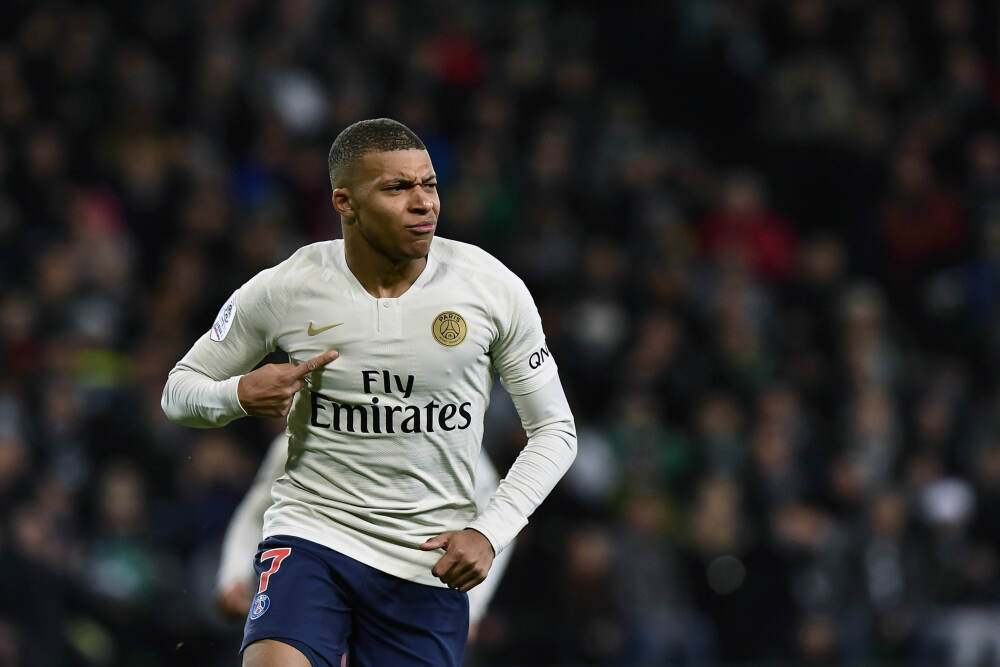 外媒：iPhone 17助力苹果在中国实现“惊人逆转”